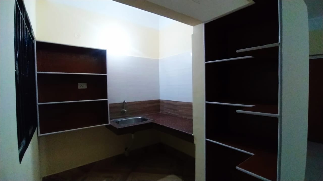 Unfurnished 3bhk in Tripura Rd, Jayanagar Chariali, Resham Nagar, Khanapara, Guwahati, Assam, India for Rent